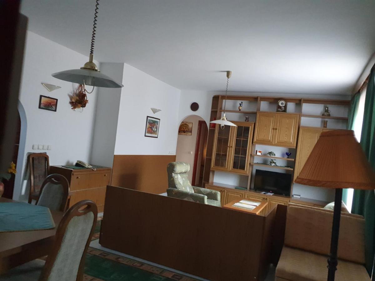 Hotel Gála Panzió Simontornya Esterno foto